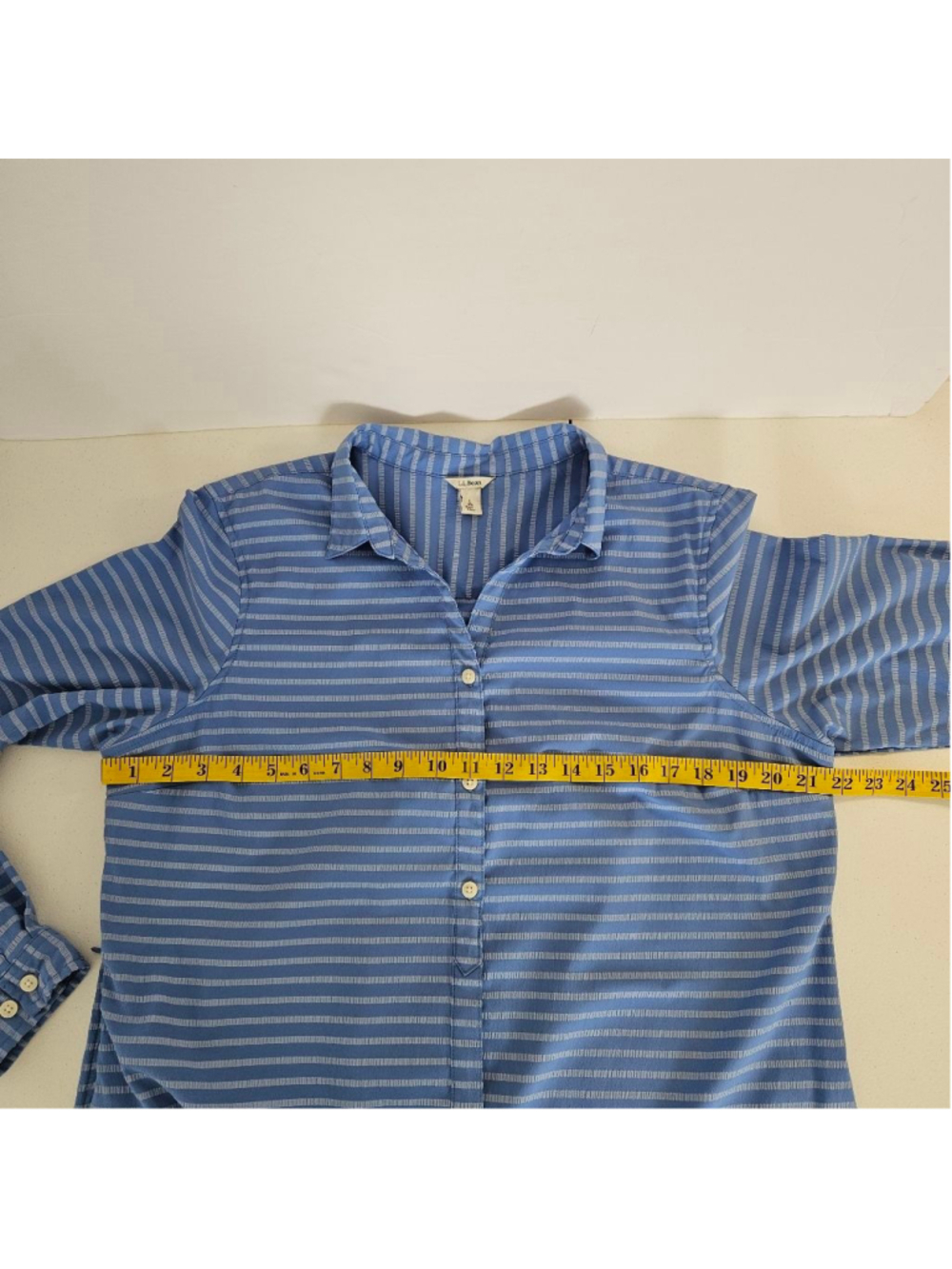 L.L.Bean Blue Striped Roll Tab Sleeve Button Down Shirt Sz L Outdoor Hiking - Picture 11 of 12